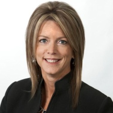 Headshot of Wendy Loges