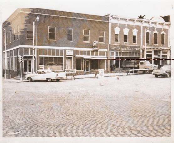 an exterior image of the BTC Bank in Bethany, MO. in the 1960's. 