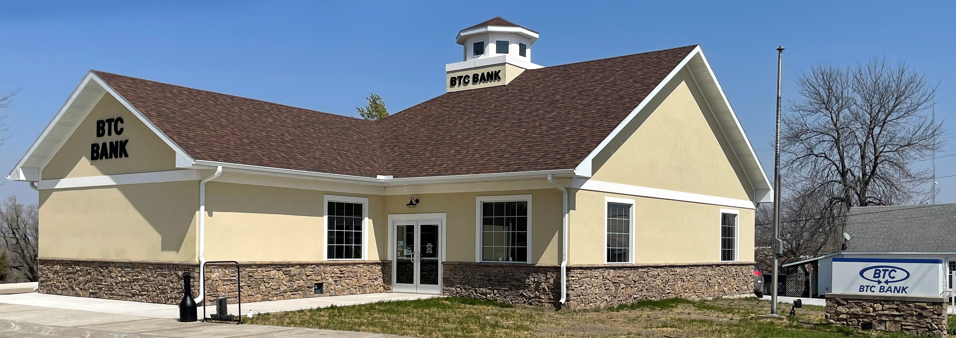 btc bank albany mo hours